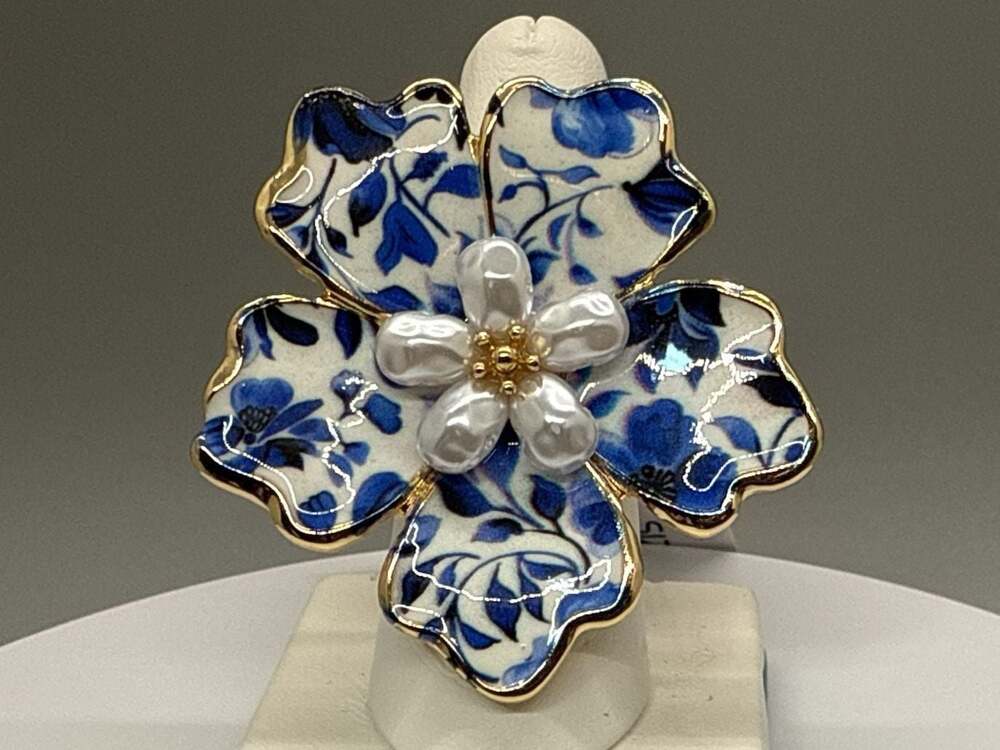True to Form Blue & White Porcelain Style Floral Enamel Statement Ring Gold tone